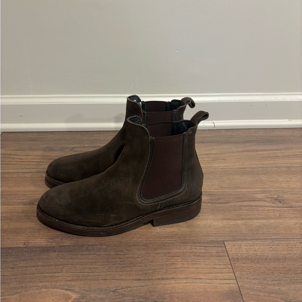 Thursday Boots Dark Brown Chelsea Boots